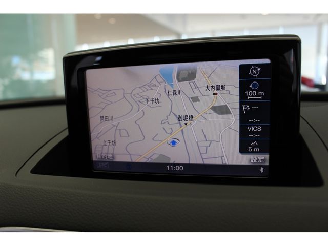 Audi Q3 2014-12 14303-9