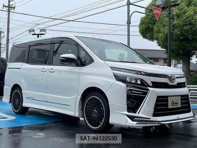Toyota VOXY 2017-09 288945-15