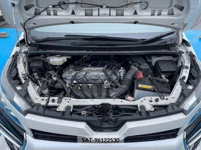 Toyota VOXY 2017-09 288945-13