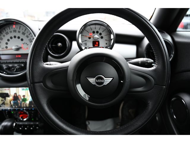 Bmw MINI 2014-10 182638-21