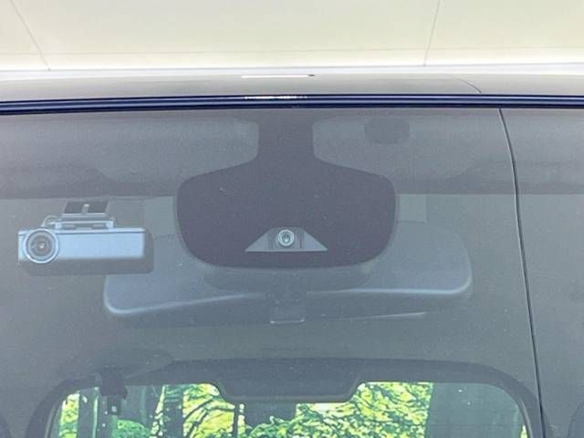 Nissan SERENA 2019-03 192809-3