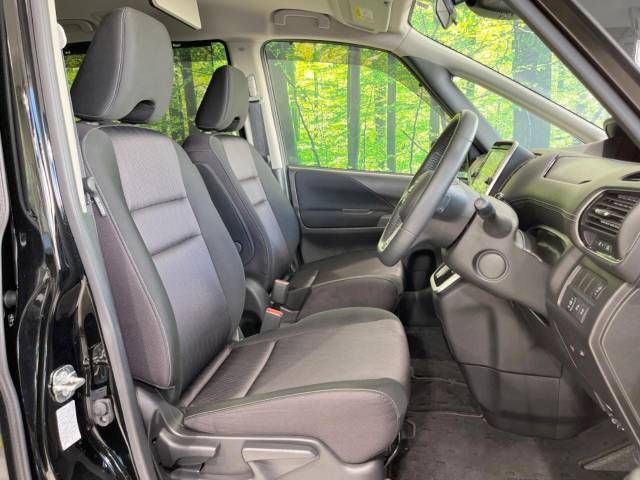 Nissan SERENA 2019-03 192809-8