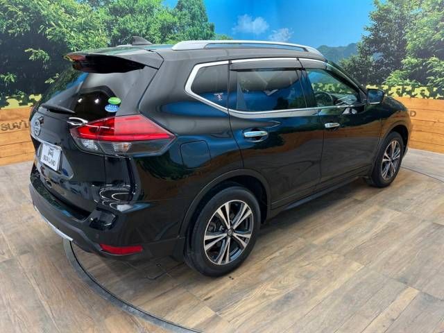 Nissan X-TRAIL 2019-08 12361-17