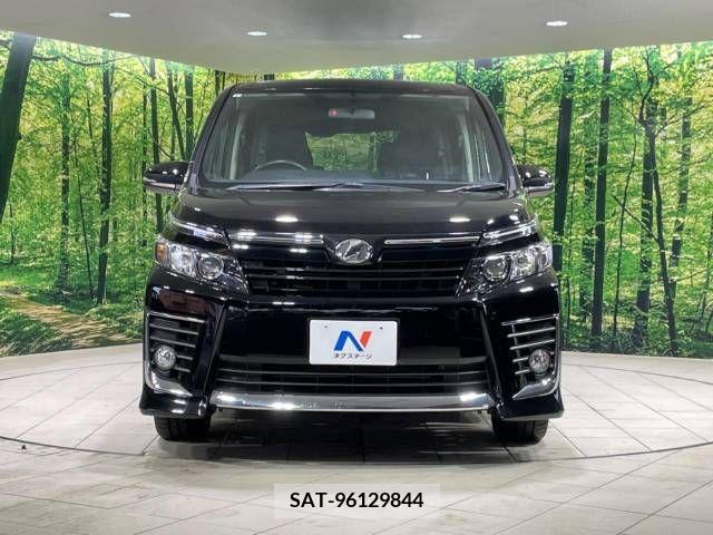 Toyota VOXY 2014-10 321421-14