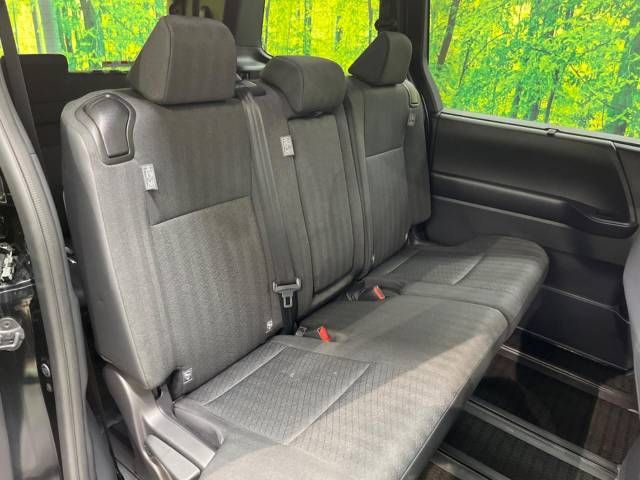 Toyota NOAH 2023-06 28287-9