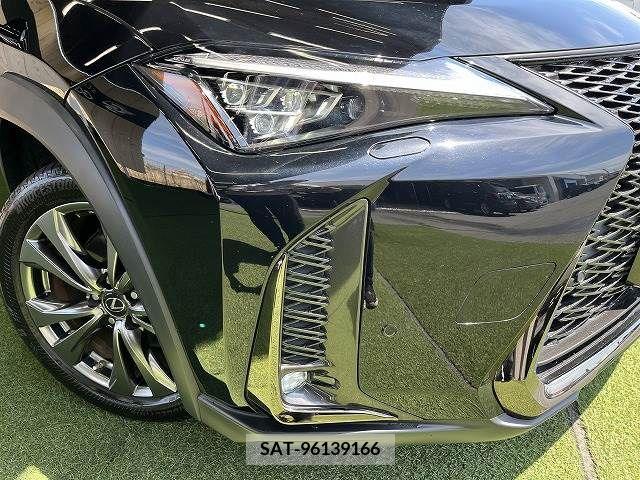 Lexus UX 2019-01 275925-17