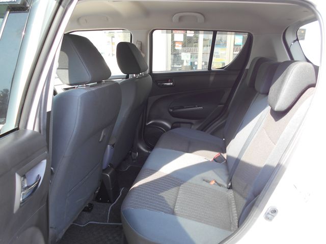 Suzuki SWIFT 2014-10 12697-8