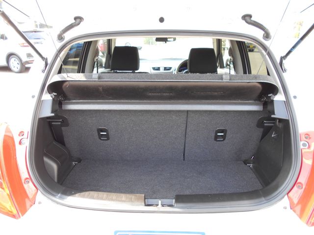 Suzuki SWIFT 2014-10 12697-9
