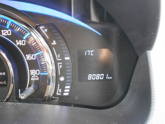 Suzuki SWIFT 2014-10 12697-17