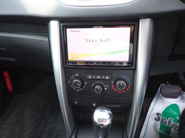 Peugeot 207 2011-12 960-12