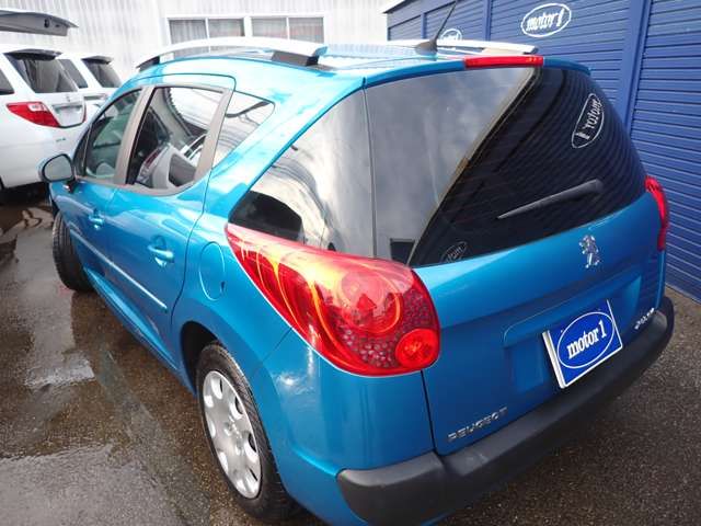 Peugeot 207 2011-12 960-4