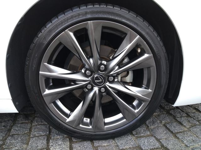 Lexus ES 2018-10 21546-7