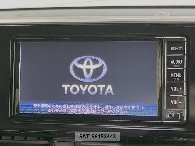 Toyota C-HR 2017-08 330538-5