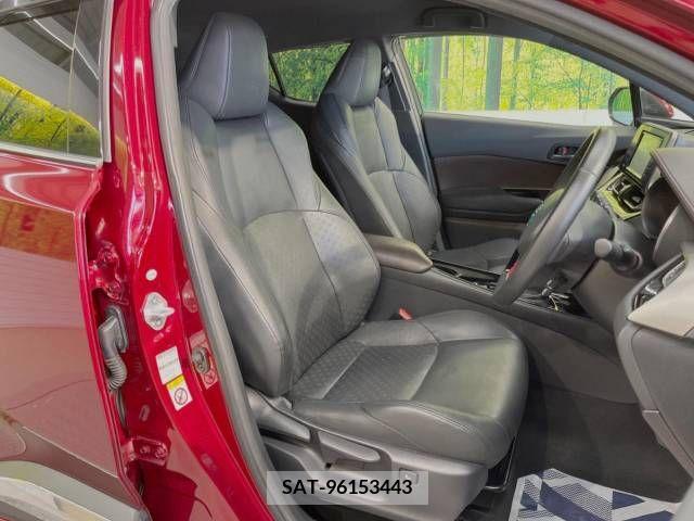 Toyota C-HR 2017-08 330538-8