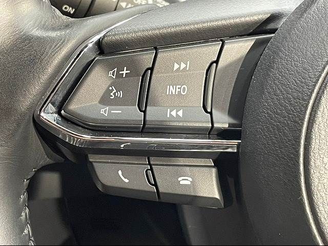 Mazda CX-8 2017-12 24757-4