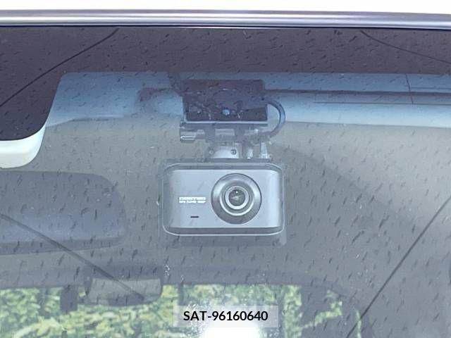 Honda N BOX 2022-06 278560-7