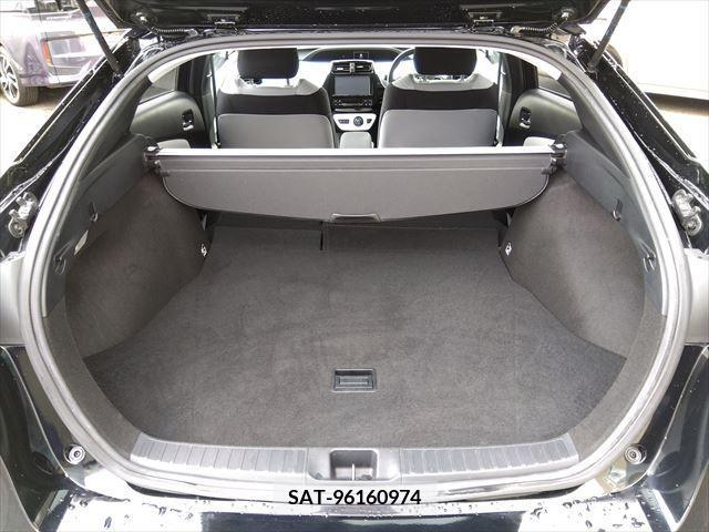 Toyota PRIUS 2016-05 322611-17