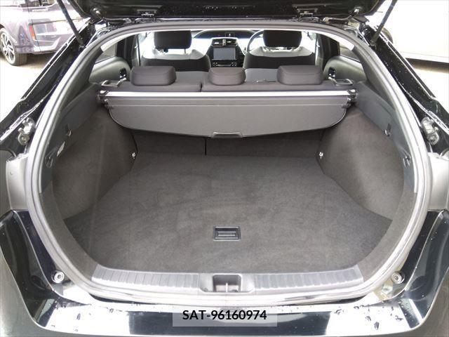 Toyota PRIUS 2016-05 322611-16