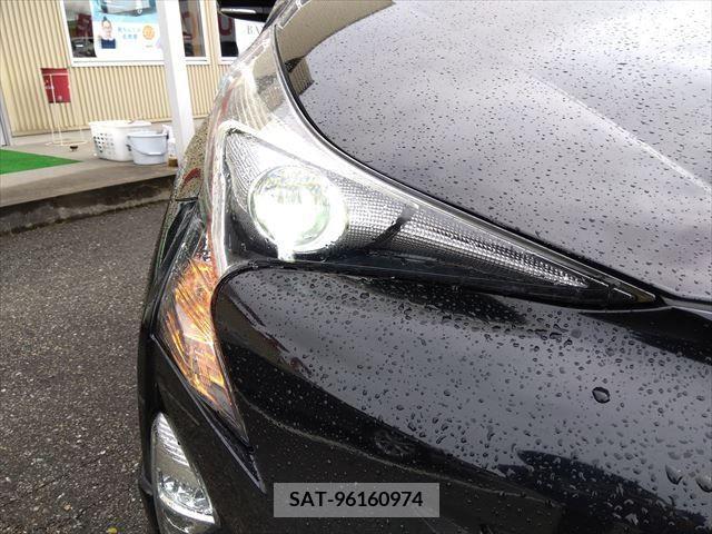 Toyota PRIUS 2016-05 322611-3