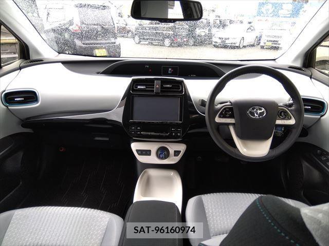 Toyota PRIUS 2016-05 322611-11