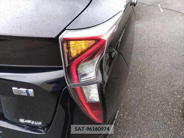 Toyota PRIUS 2016-05 322611-6