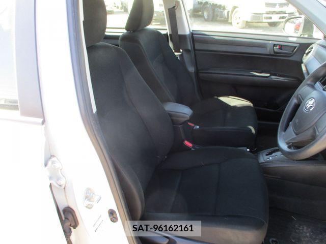 Toyota COROLLA AXIO 2020-10 209731-12