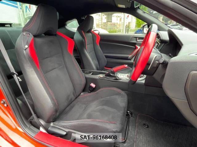 Toyota 86 2013-06 258589-5
