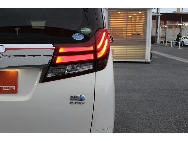 Toyota ALPHARD HYBRID 2016-10 182538-11