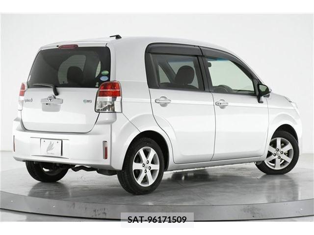 Toyota SPADE 2012-08 234780-1