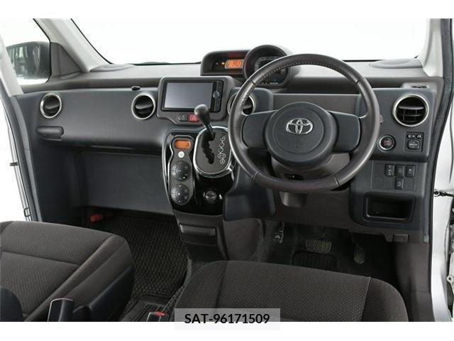 Toyota SPADE 2012-08 234780-7
