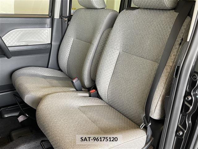Daihatsu TANTO 2022-06 335941-27