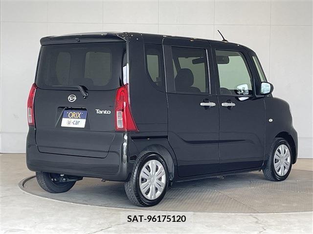 Daihatsu TANTO 2022-06 335941-1