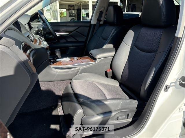 Nissan FUGA 2015-03 324490-7