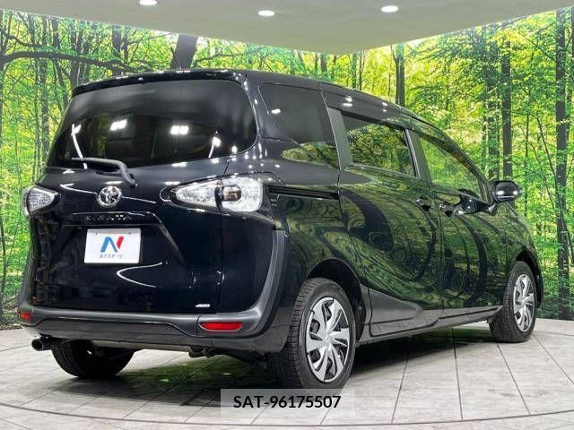 Toyota SIENTA 2016-11 285136-18