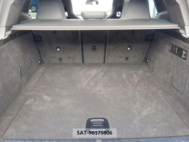 Bmw IX 2023-06 293755-16
