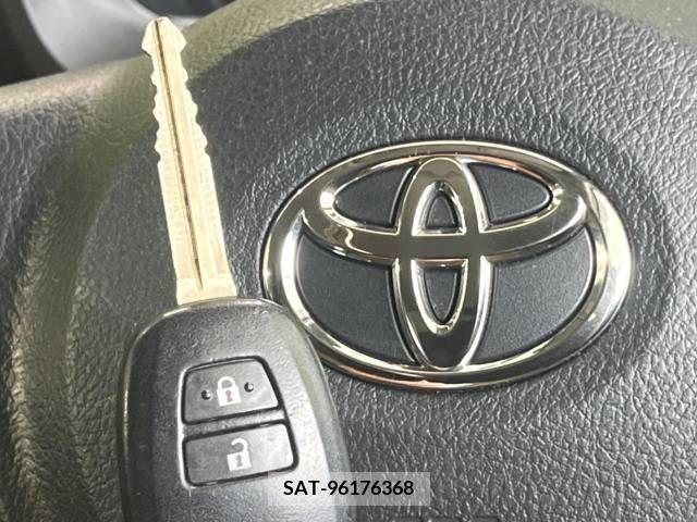 Toyota VITZ 2011-11 314557-5