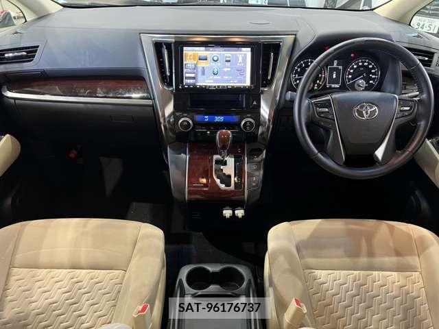 Toyota VELLFIRE 2016-06 220508-16