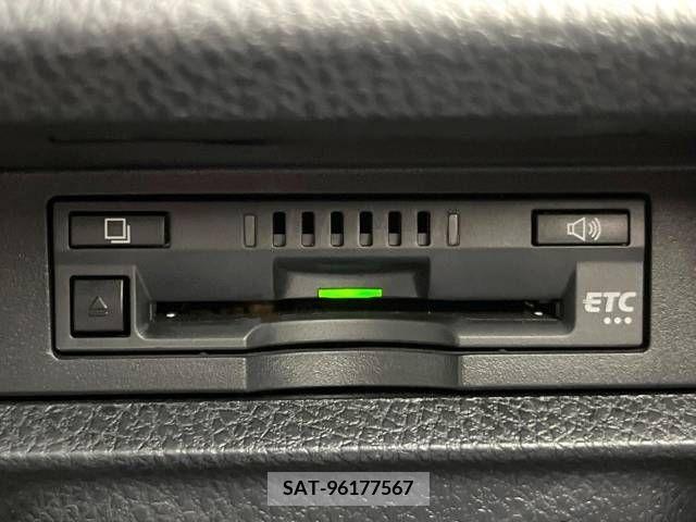 Toyota NOAH 2020-12 279463-6