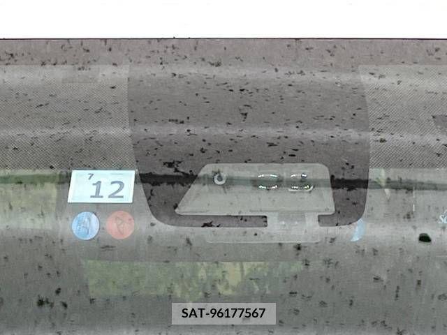 Toyota NOAH 2020-12 279463-4