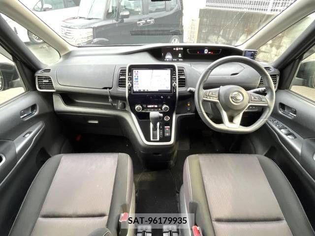 Nissan SERENA 2019-07 352916-1