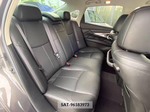 Nissan FUGA 2009-12 270675-9