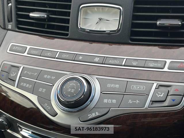 Nissan FUGA 2009-12 270675-6