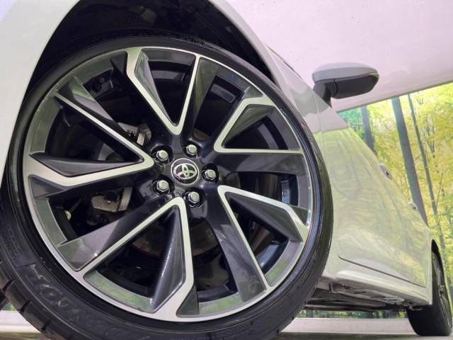 Toyota COROLLA SPORT 2023-06 189196-13