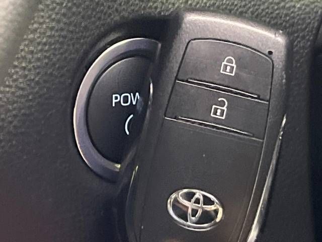 Toyota COROLLA SPORT 2023-06 189196-7