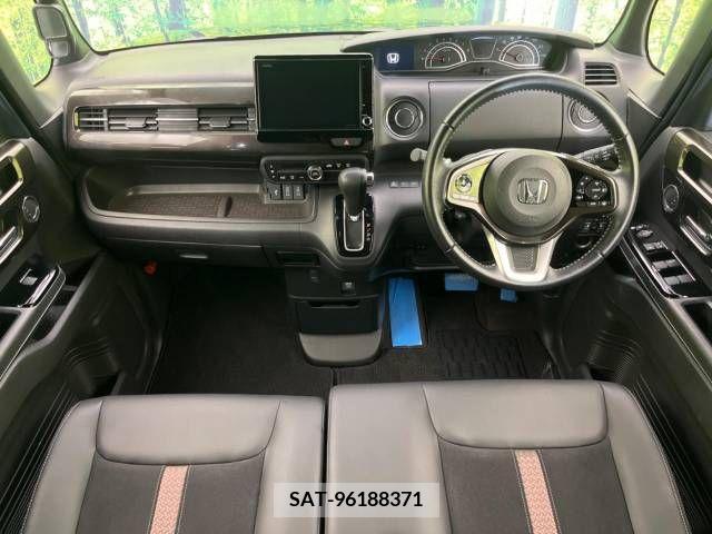 Honda N BOX 2019-09 348143-1
