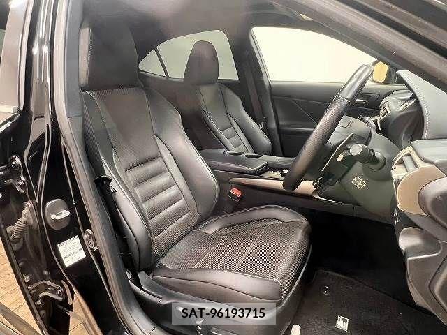 Lexus IS 2014-01 242011-4