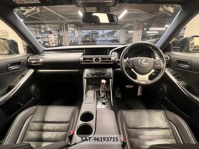 Lexus IS 2014-01 242011-1