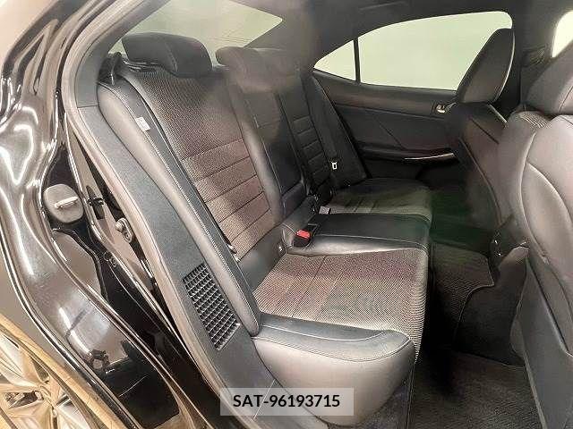 Lexus IS 2014-01 242011-5