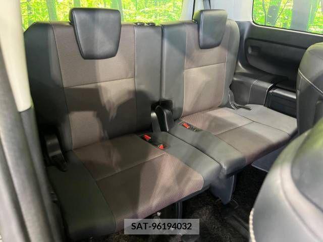 Toyota ESQUIRE 2015-06 268926-9