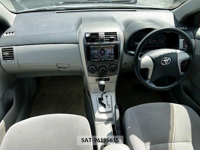 Toyota COROLLA AXIO 2010-01 348990-1